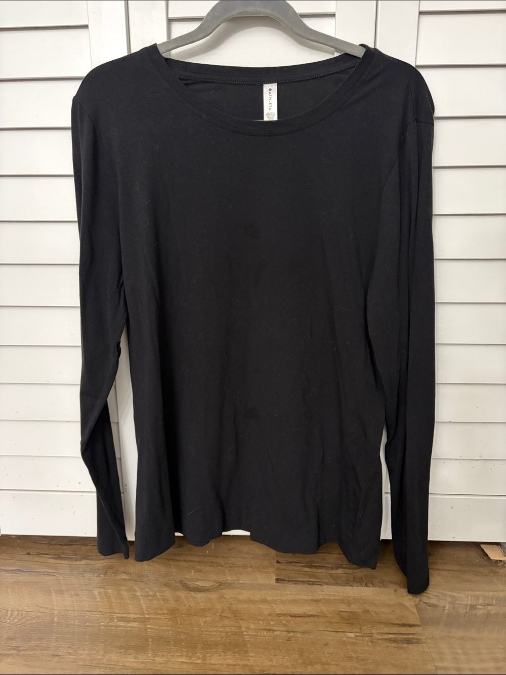 Athleta Black Long Sleeve Crewneck Tee